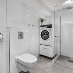 Inn/out - 4-room W/3 Bedroom Appartement