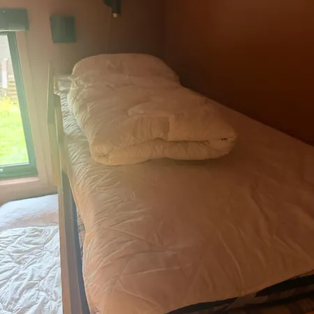 Inn/out - 4-room W/3 Bedroom