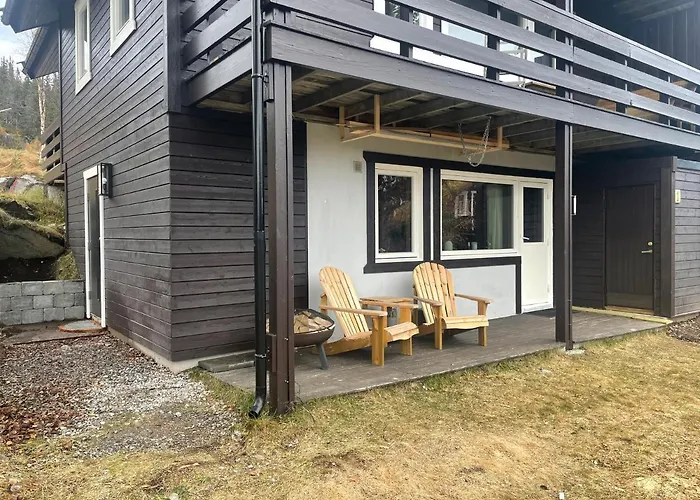 Inn/out - 4-room W/3 Bedroom Apartment